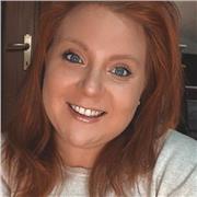 Laureata in scienze politiche e relazioni internazionali